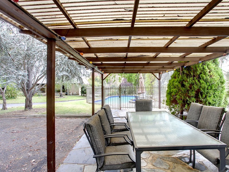 33 Sandow Road, Verdun SA 5245