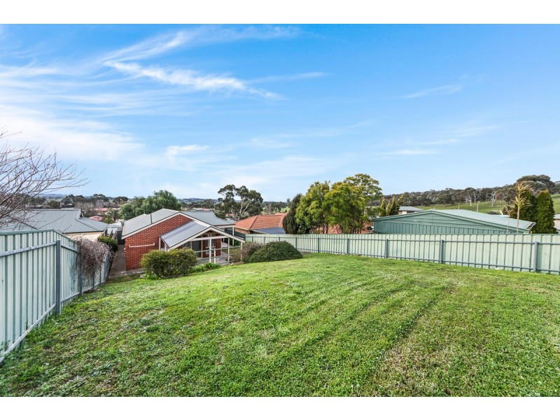 2/80 Grevillea Way, Woodside SA 5244