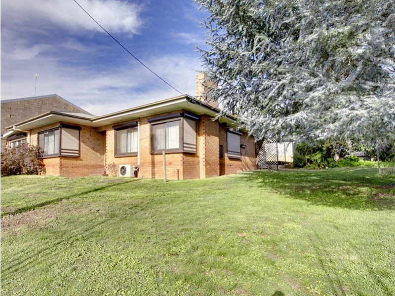11 Hewletts Road, Forest Range SA 5139