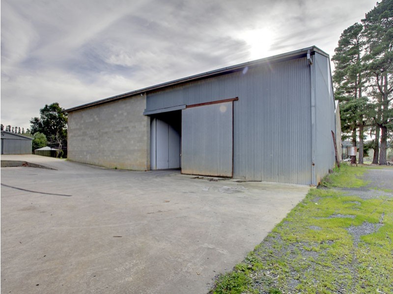 11 Hewletts Road, Forest Range SA 5139