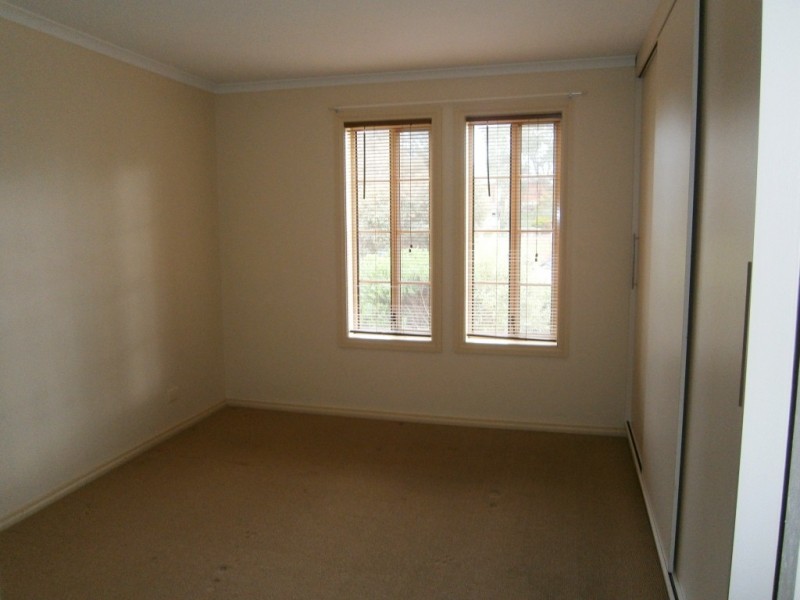 11 Sandalwood Drive, Woodside SA 5244