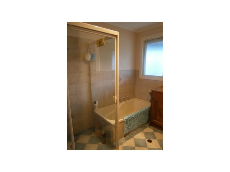 2 Hoopers Road, Tungkillo SA 5236