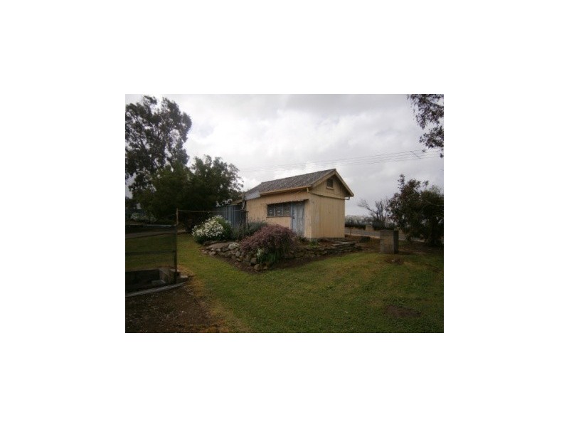 2 Hoopers Road, Tungkillo SA 5236