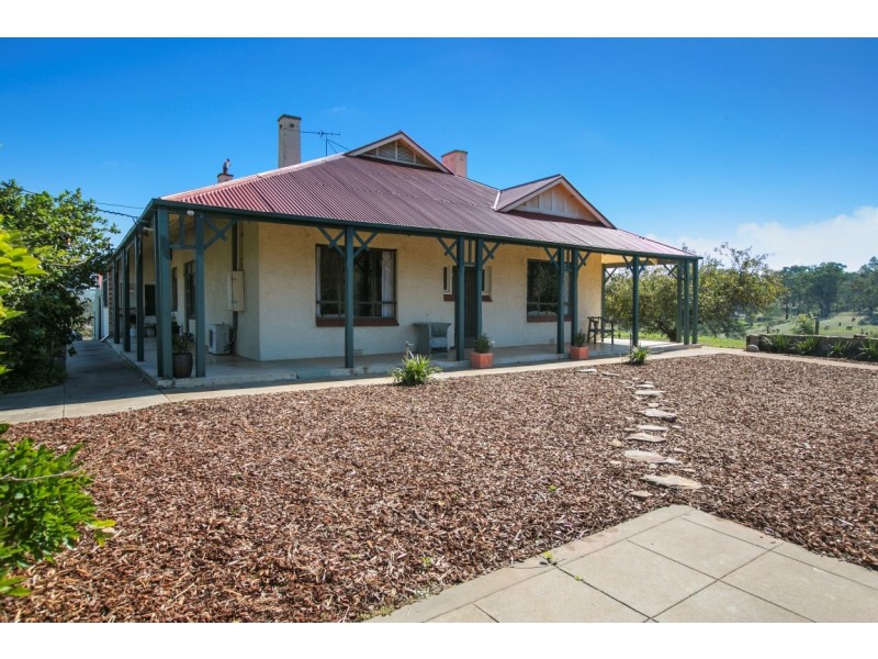 22 Hollands Creek Road, Cudlee Creek SA 5232