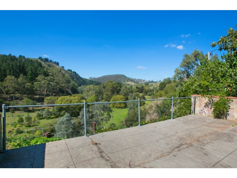 22 Hollands Creek Road, Cudlee Creek SA 5232