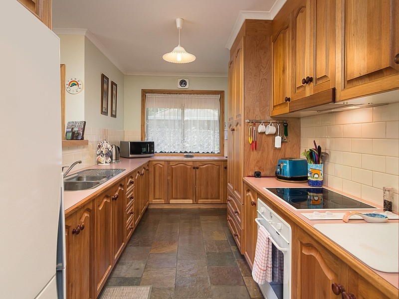 108 Cave Ave, Bridgewater SA 5155