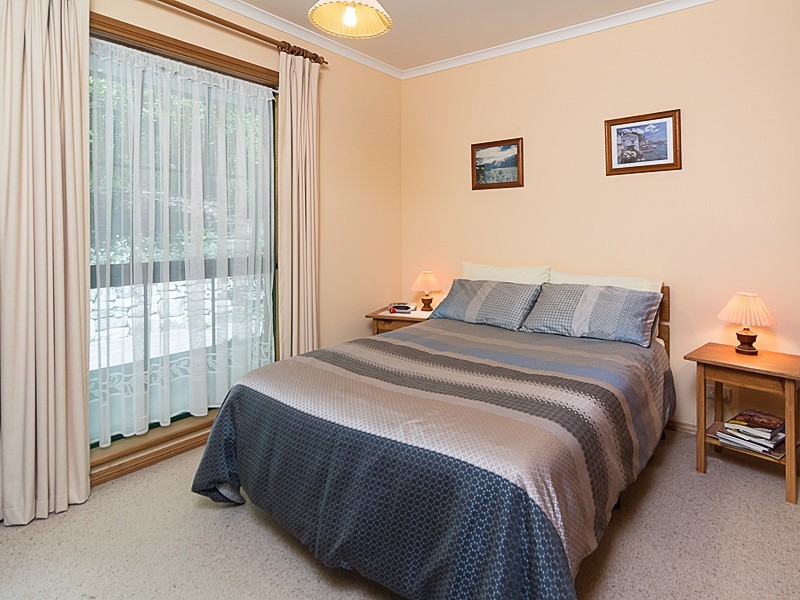 108 Cave Ave, Bridgewater SA 5155