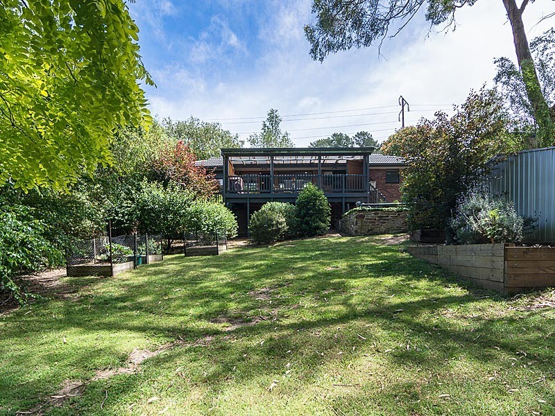 17 Anderson Road, Bridgewater SA 5155