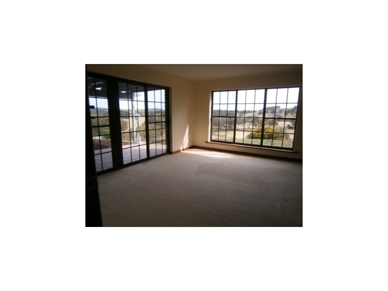 157 Martins Rd, Oakbank SA 5243