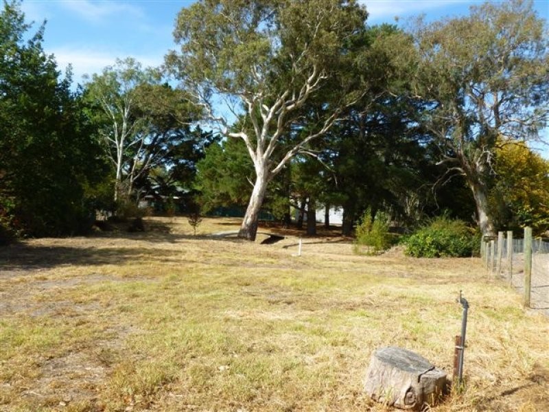 1 Edward Street, Birdwood SA 5234