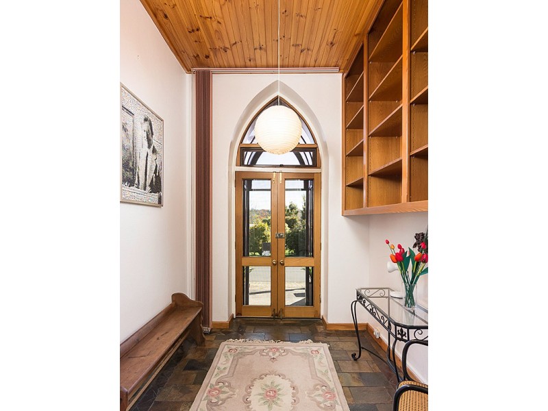 8 Robert Street, Woodside SA 5244