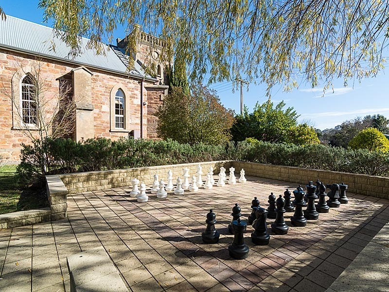 8 Robert Street, Woodside SA 5244