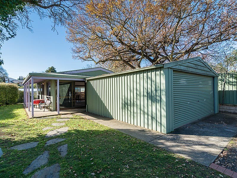 8 Robert Street, Woodside SA 5244