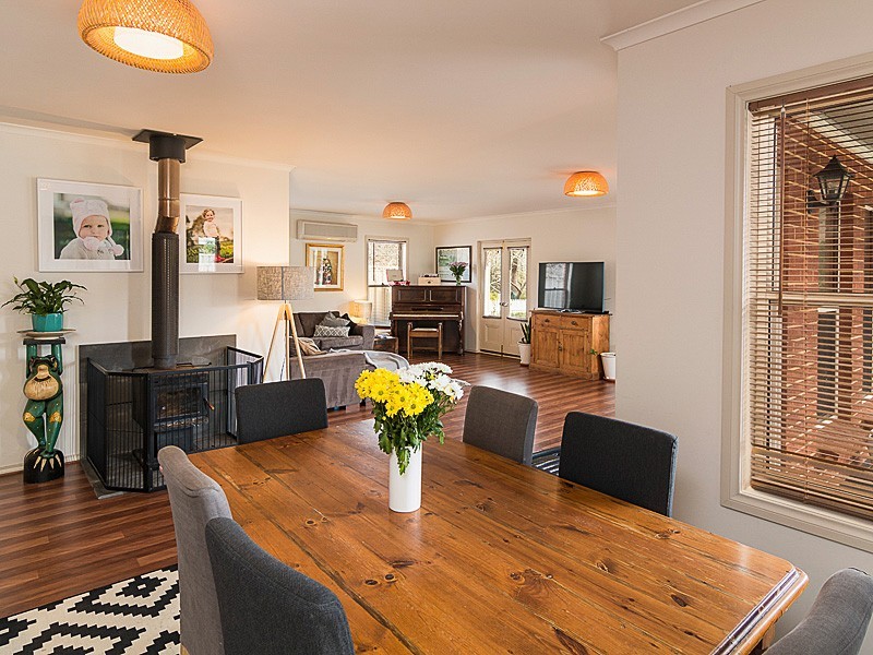 3 Oak Drive, Oakbank SA 5243