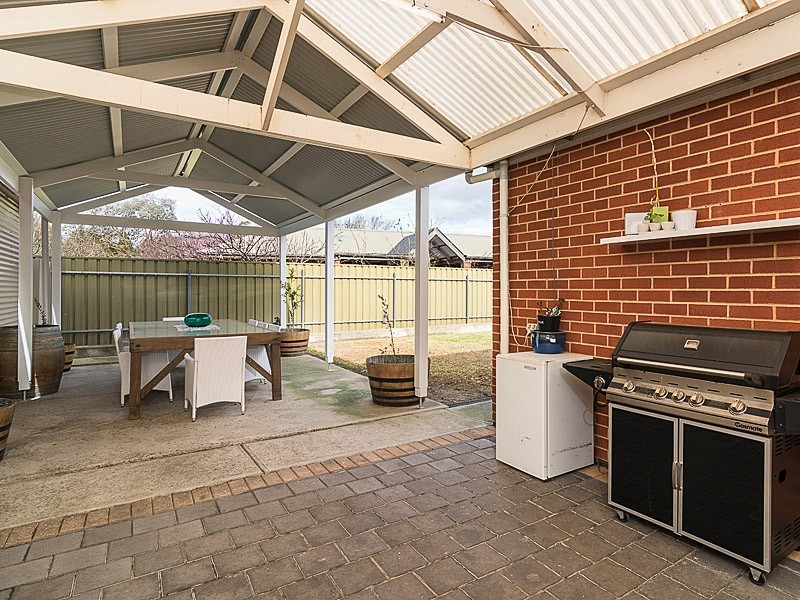 3 Oak Drive, Oakbank SA 5243