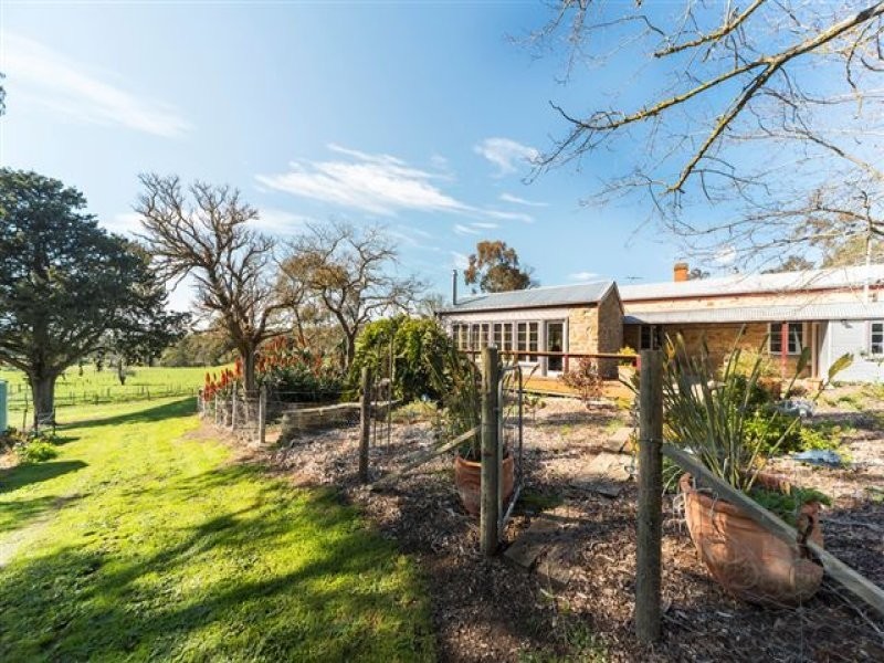 1860 Wine Country Cottages, Springton SA 5235