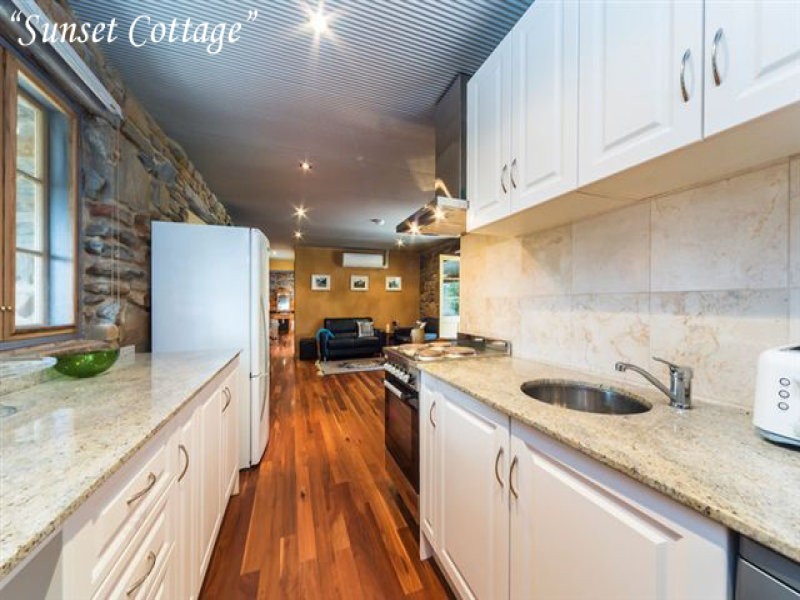 1860 Wine Country Cottages, Springton SA 5235