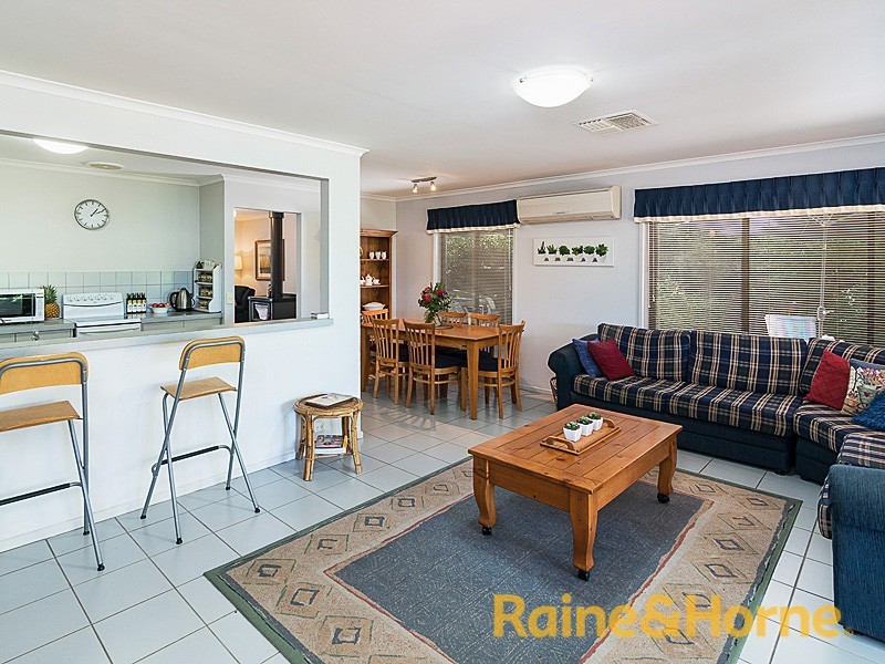70 Grevillea Way, Woodside SA 5244