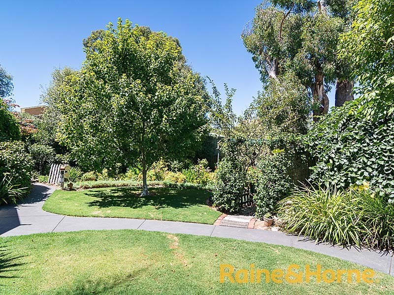 70 Grevillea Way, Woodside SA 5244