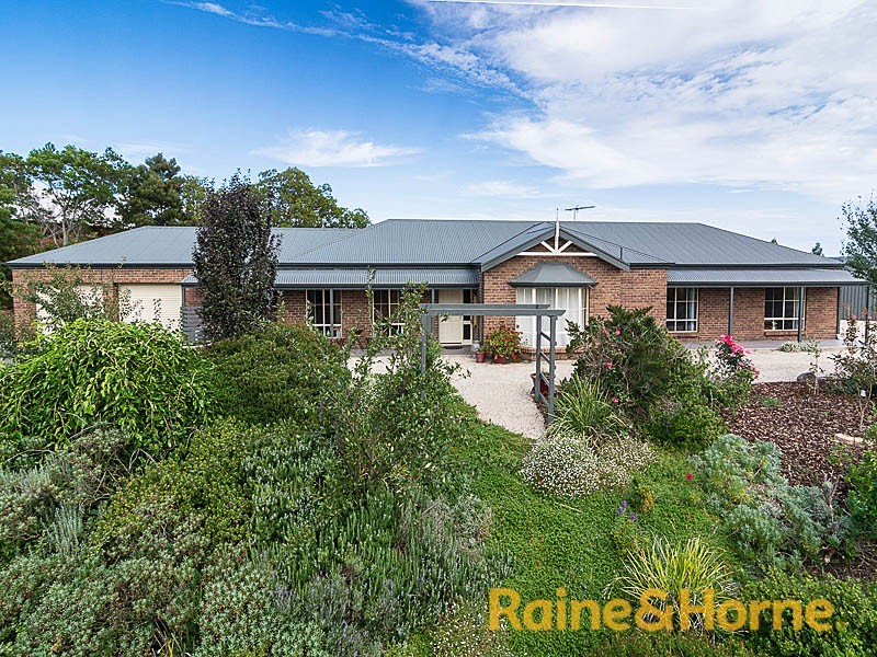 8 Dalmeny Drive, Mount Barker SA 5251