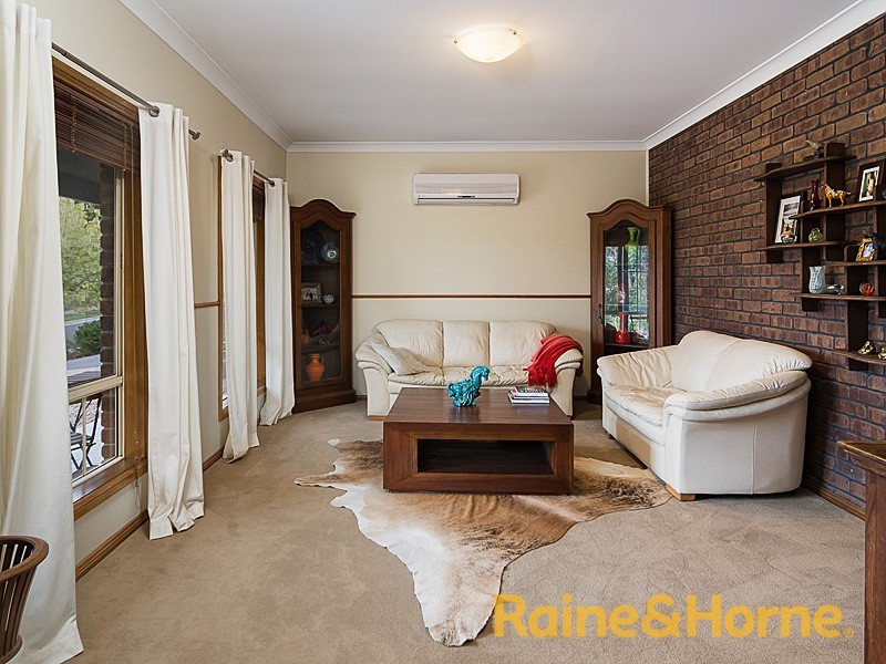 8 Dalmeny Drive, Mount Barker SA 5251