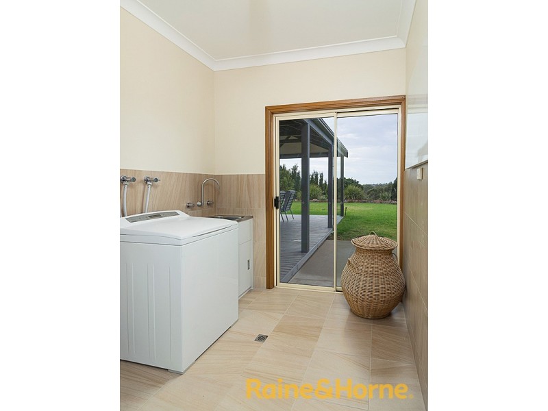 8 Dalmeny Drive, Mount Barker SA 5251