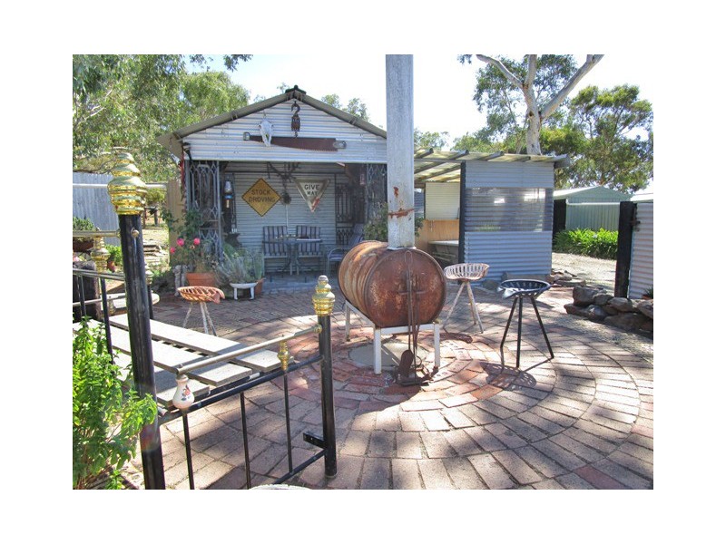 100 Black Snake Road, Birdwood SA 5234