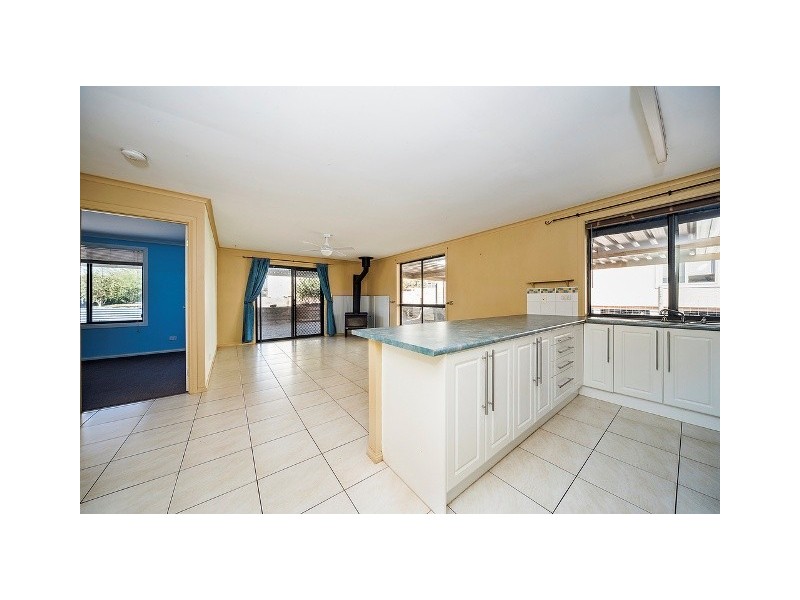 38 MacDonnell Tce, Springton SA 5235