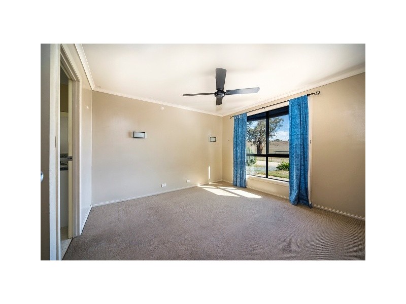 38 MacDonnell Tce, Springton SA 5235