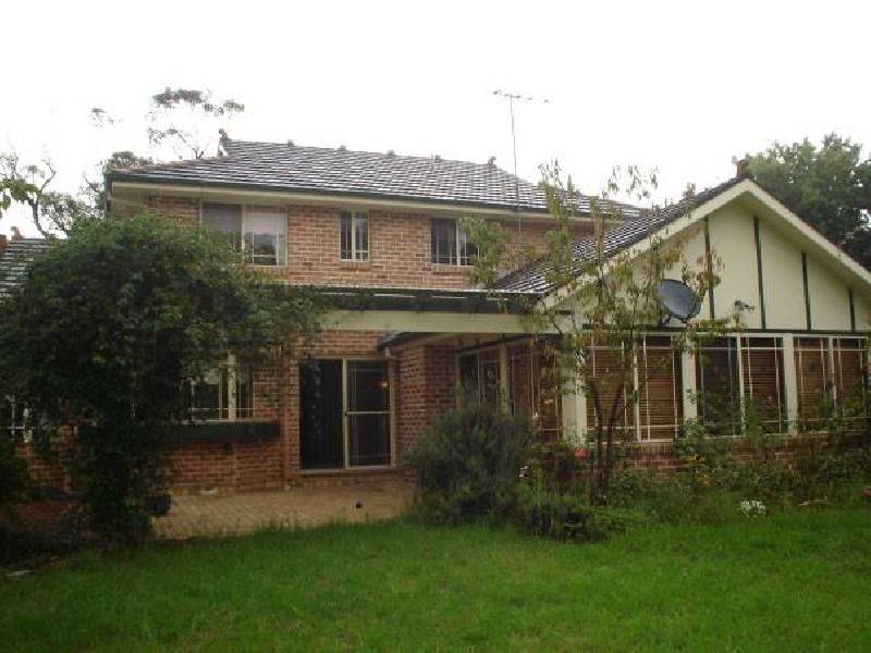 106 Henderson Road, Wentworth Falls NSW 2782