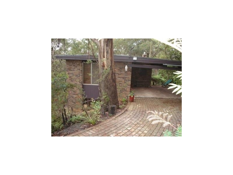 23 Edward Pde, Wentworth Falls NSW 2782