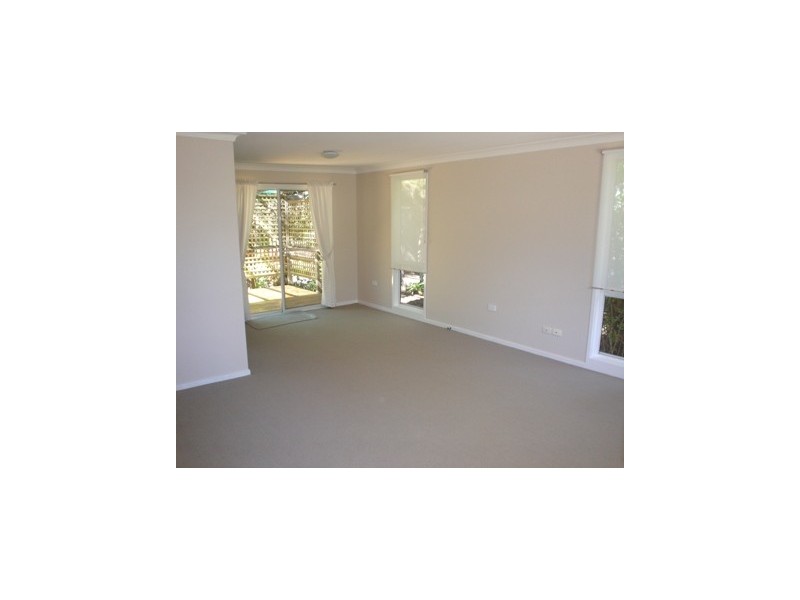 99 Henderson Road, Wentworth Falls NSW 2782