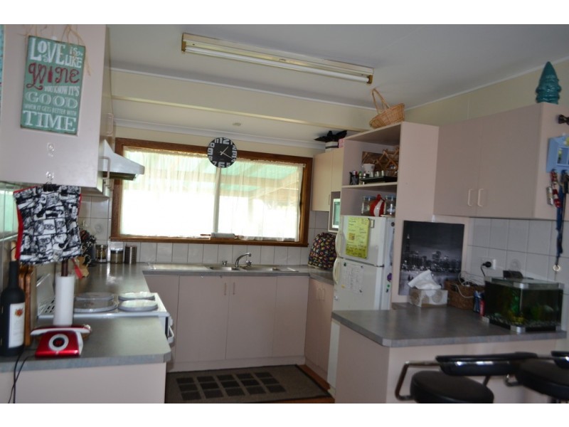 9 PFITZNER STREET, Tumby Bay SA 5605