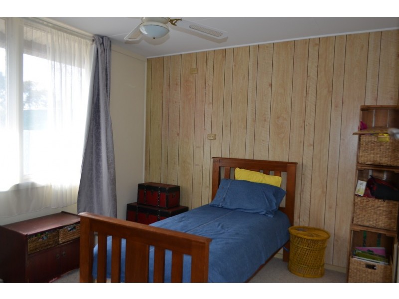 9 PFITZNER STREET, Tumby Bay SA 5605