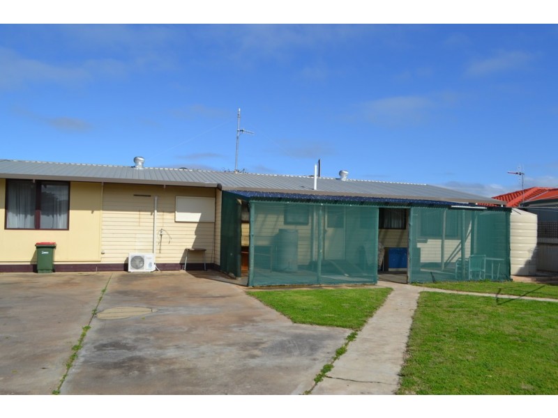 9 PFITZNER STREET, Tumby Bay SA 5605