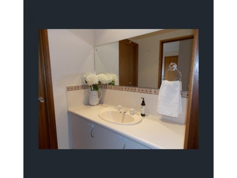 2/25 Monash Road, Port Lincoln SA 5606
