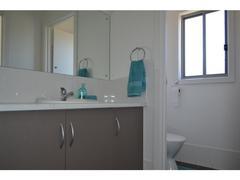 13 Robertson Road, Port Lincoln SA 5606