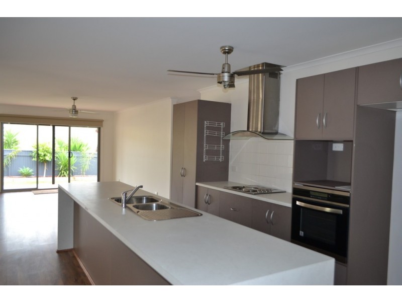 13 Robertson Road, Port Lincoln SA 5606