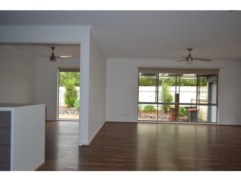 13 Robertson Road, Port Lincoln SA 5606