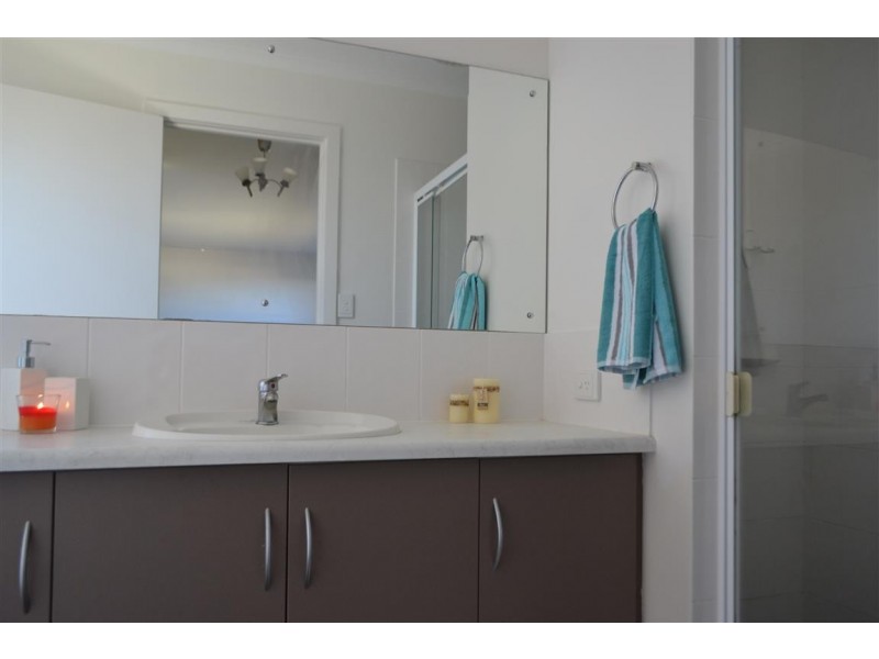 13 Robertson Road, Port Lincoln SA 5606