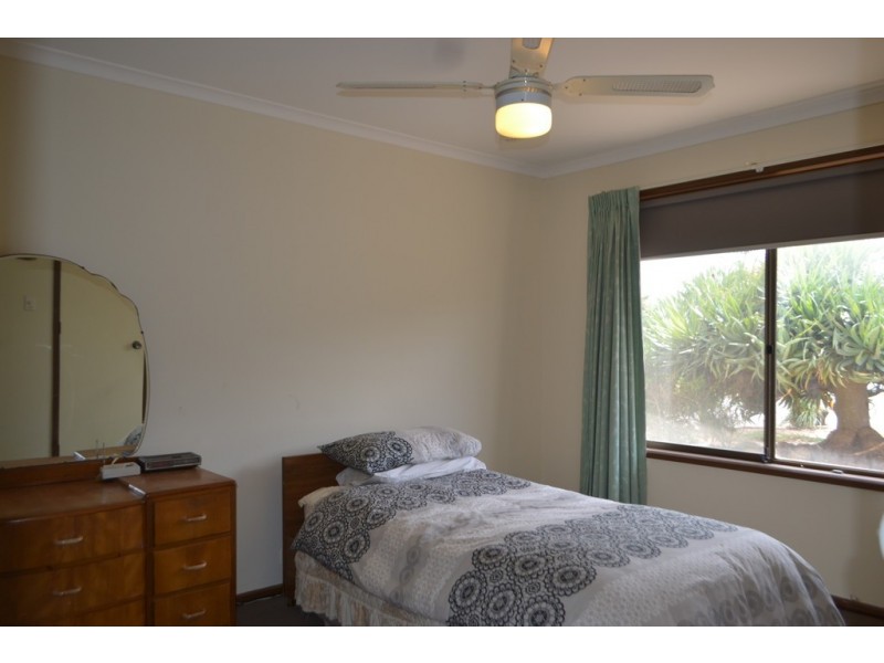 6 Elanora Ave, Tumby Bay SA 5605
