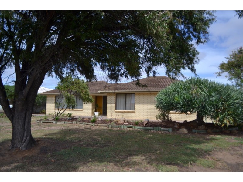 6 Elanora Ave, Tumby Bay SA 5605