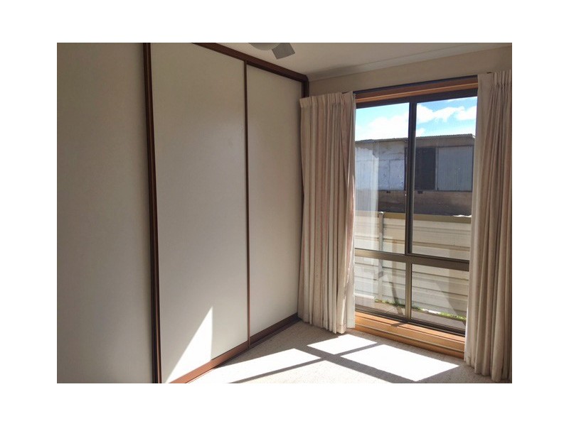 10 Walter Street, Cummins SA 5631