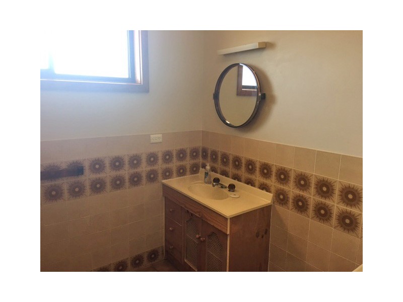 10 Walter Street, Cummins SA 5631