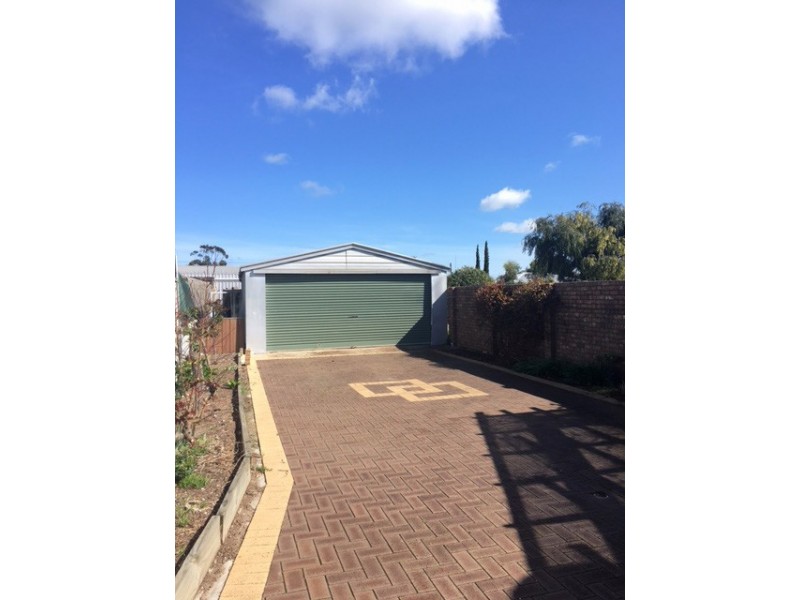 10 Walter Street, Cummins SA 5631