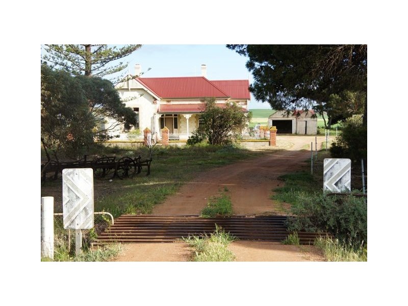 5545 Lincoln Highway, Tumby Bay SA 5605