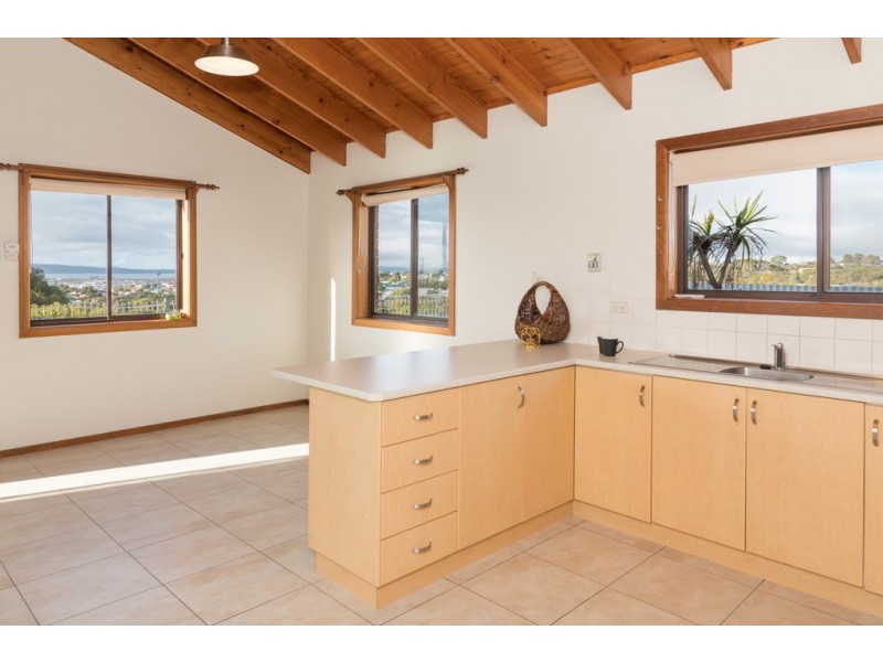 3 Minnipa Ave, Port Lincoln SA 5606