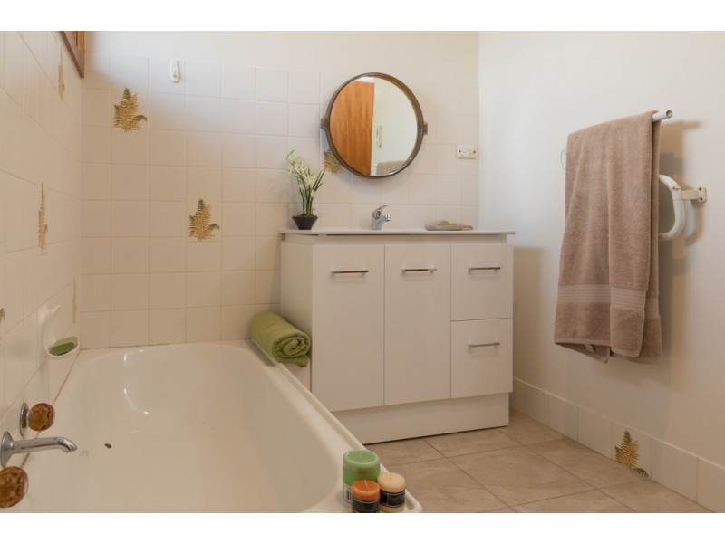 3 Minnipa Ave, Port Lincoln SA 5606