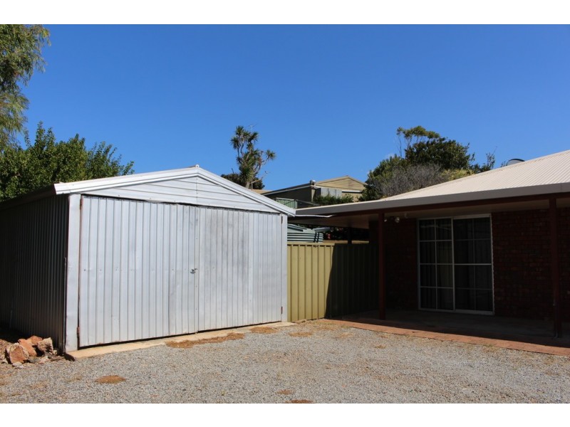 11 Milton Ave, Port Lincoln SA 5606