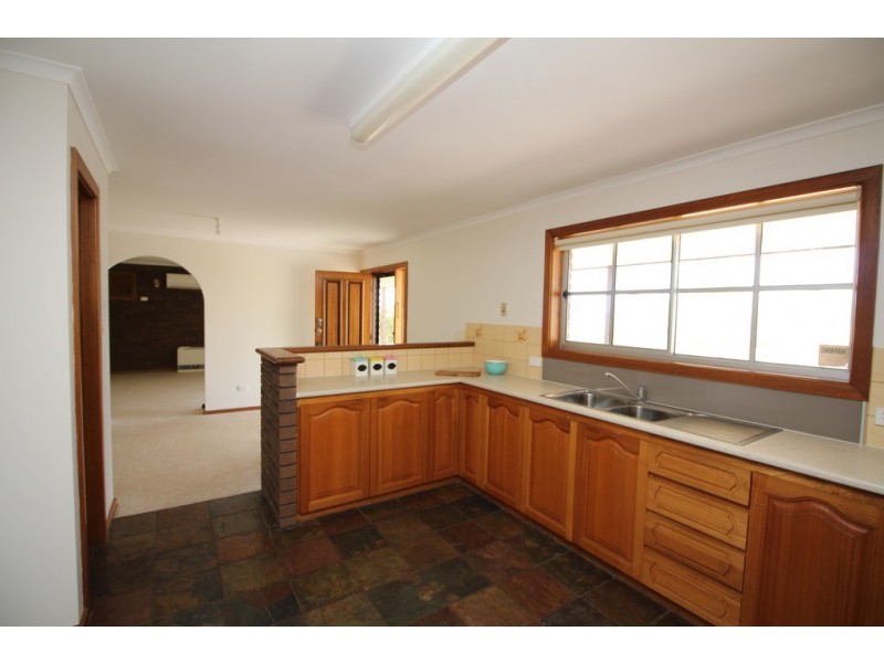 11 Milton Ave, Port Lincoln SA 5606